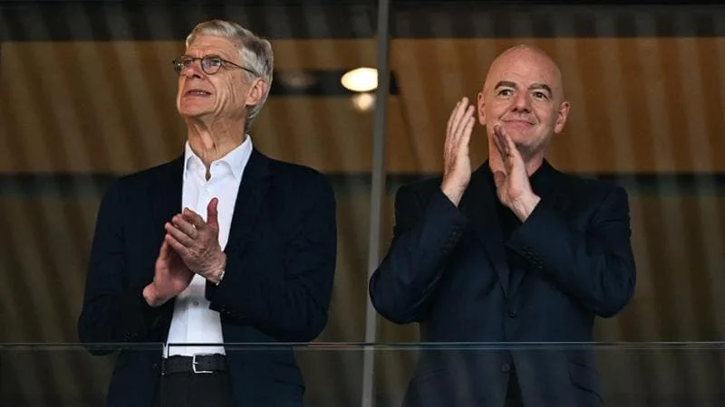 Fifa, Wenger prende le distanze da Infantino: «Ritirare il progetto era ne…