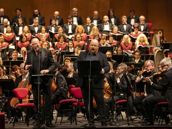 MiTo si apre con il War Requiem di Britten: un manifesto pacifista alla Scala e a Torino