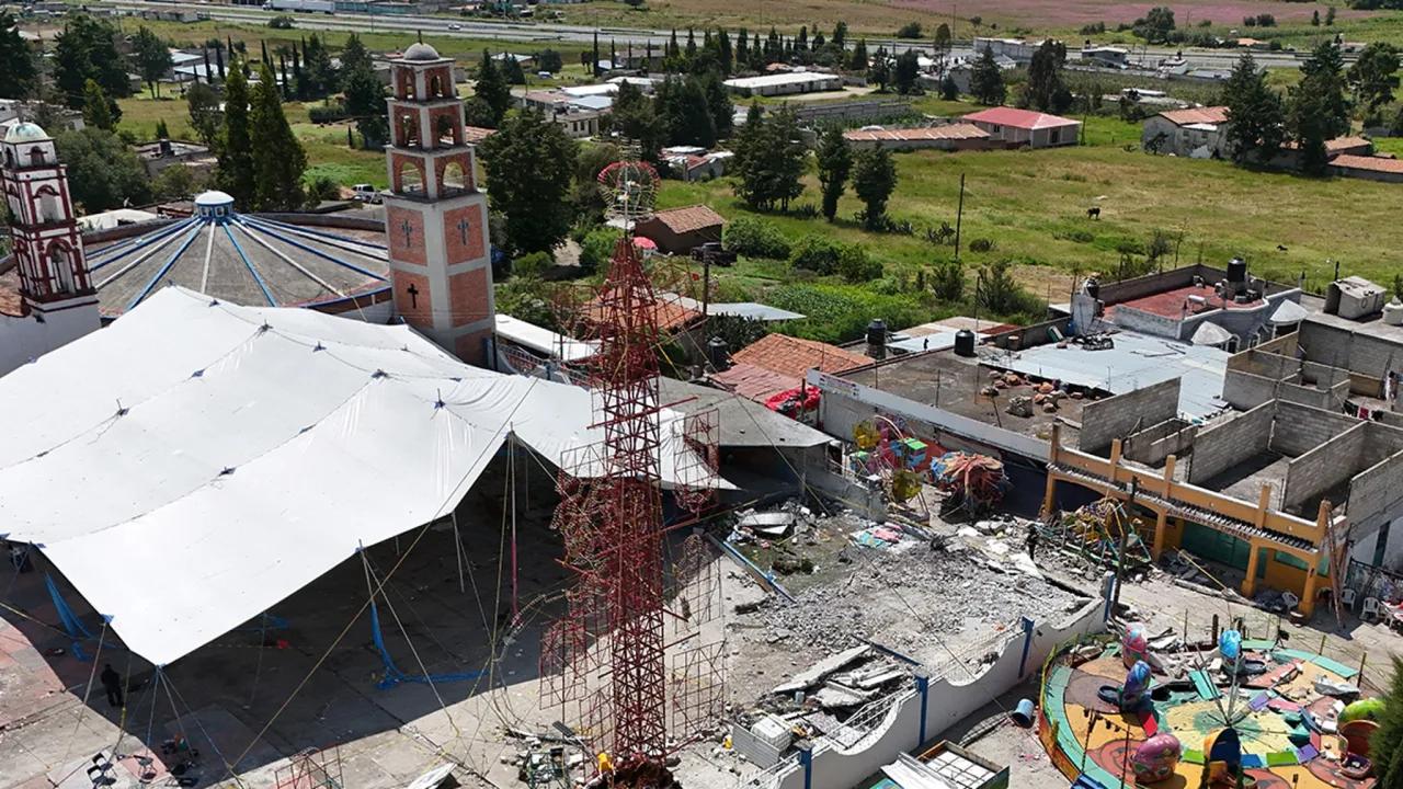 Esplosione di fuochi d'artificio durante festa religiosa in Messico: 10 morti e 64 feriti