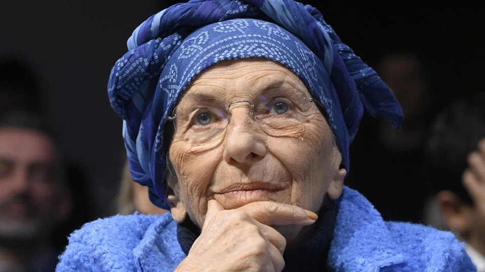 Emma Bonino ricoverata d'urgenza al Santo Spirito: condizioni gravi, ma è vigile e lucida