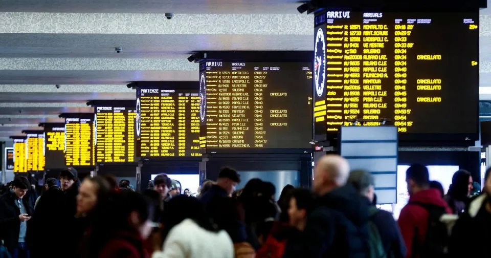 Sciopero generale 30 ottobre: cortei in 41 città, trasporti e servizi a rischio
