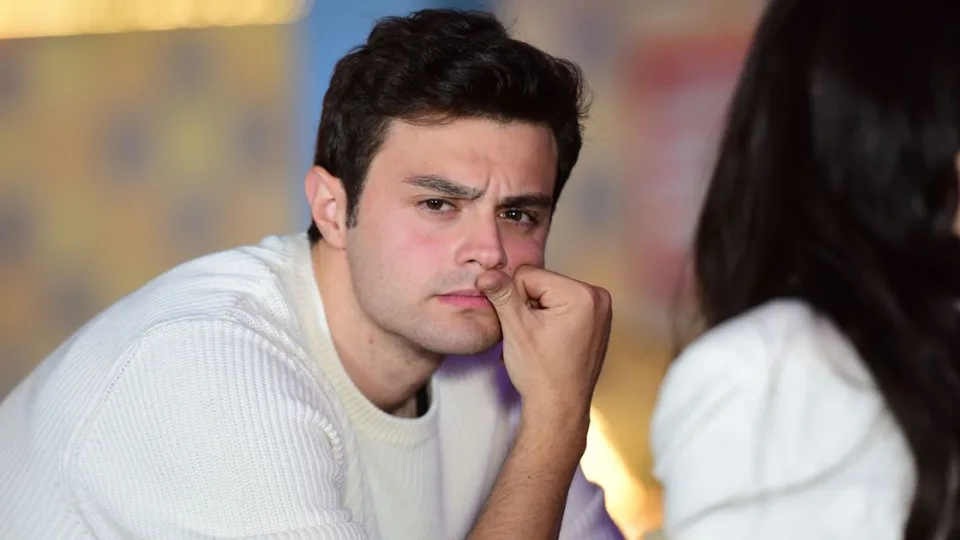 Tutto per la mia famiglia 2, la puntata del 22 ottobre: Omer perde le centomila lire di Tayfun e Akif chiede il divorzio