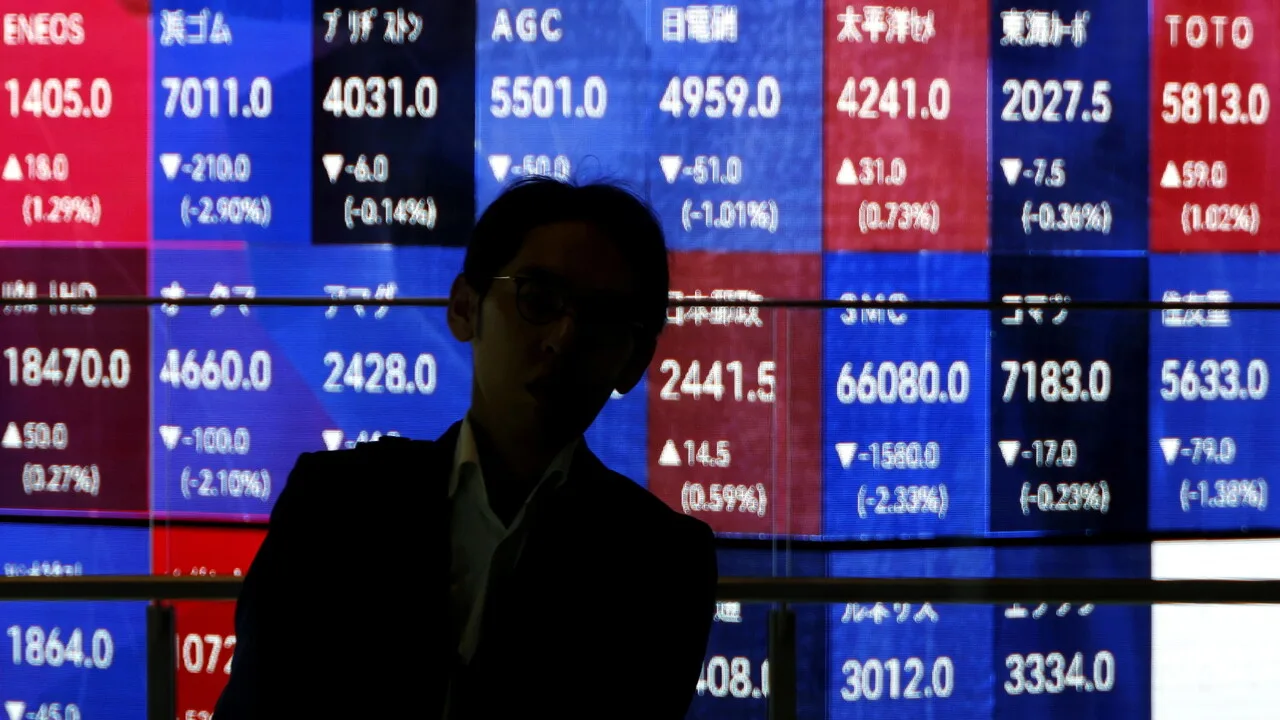 Borsa, l'Asia corre sulla scia della Cina. Europa cauta in attesa delle trimestrali