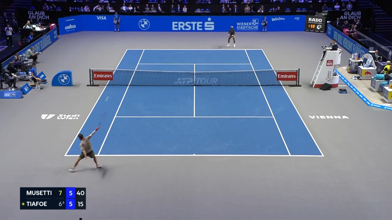 Musetti supera Tiafoe all'ATP 500 di Vienna e conquista il pass per gli ottavi