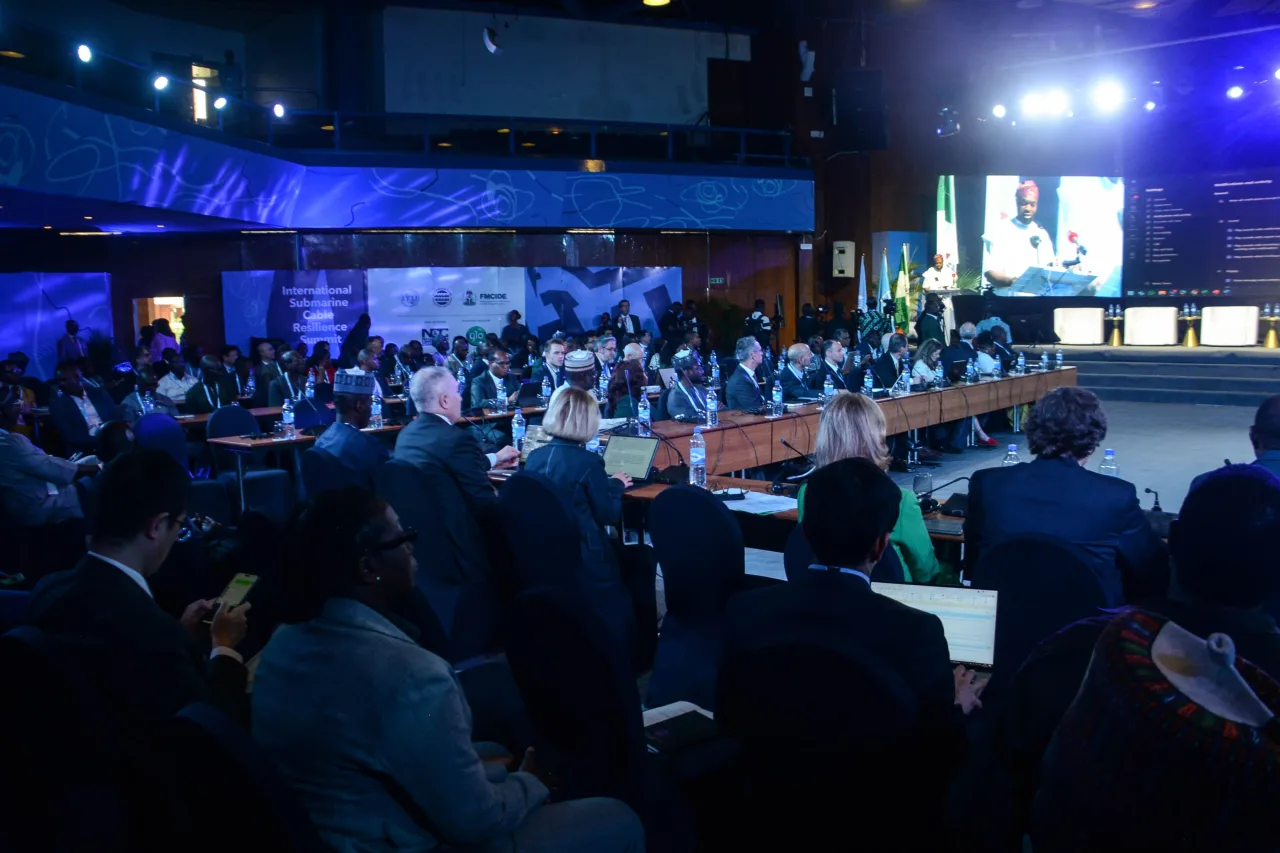 African entrepreneurs using mobile money devices