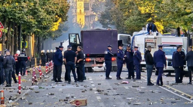 Student Protesters Clash with Police Outside Albania's Education Ministry