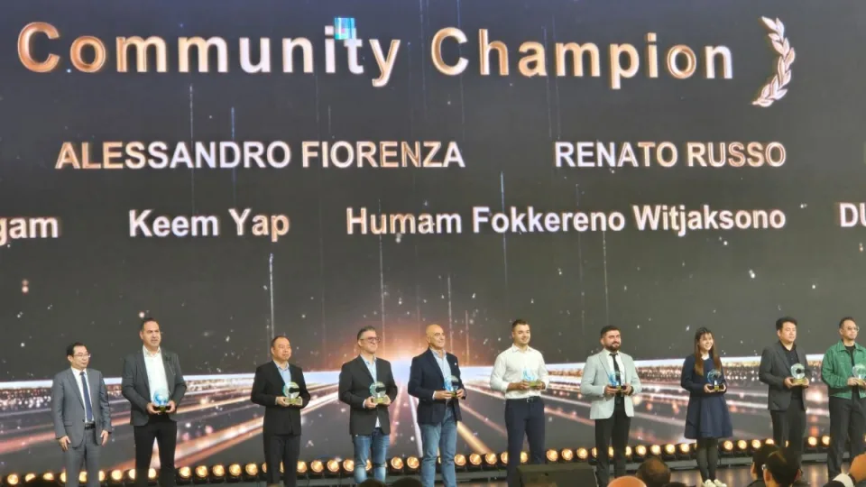 Dall'Italia alla Cina, i fan di Omoda conquistano il palco di Chery